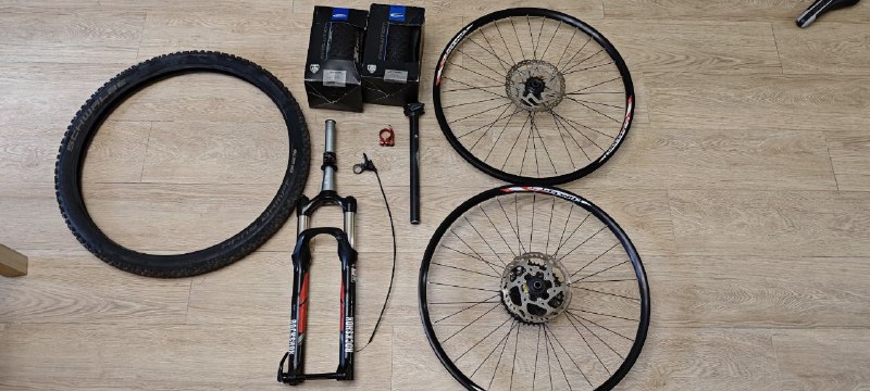 Запчасти для MTB 27.5" вилка, колесо, штырь, покрышки