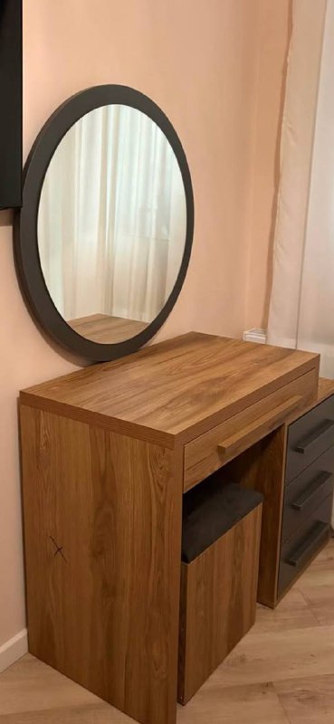 шкаф, тумба, письменный стол, комод, корзины, фритюрница 7