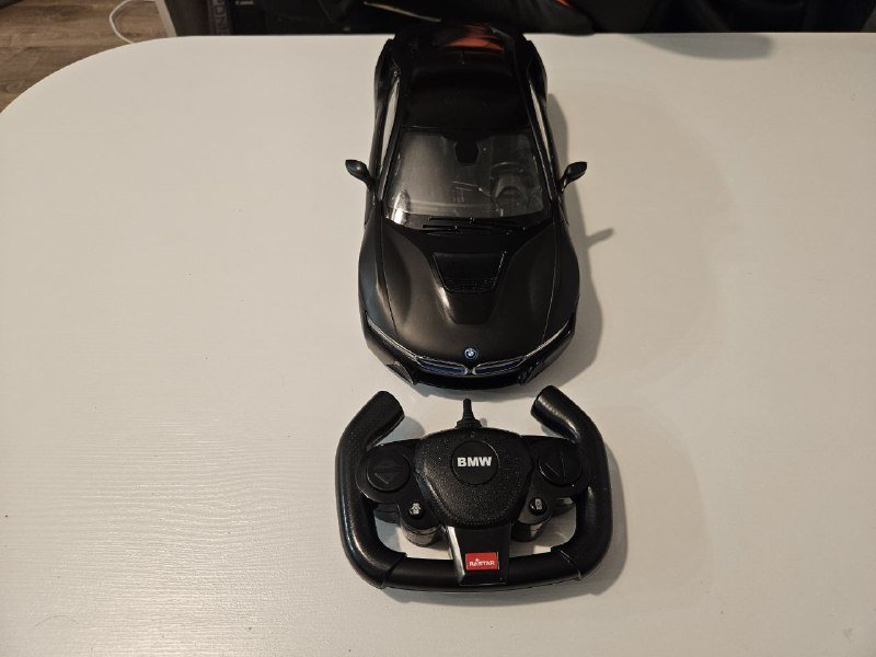 Машинка на радиоуправлении BMW 2