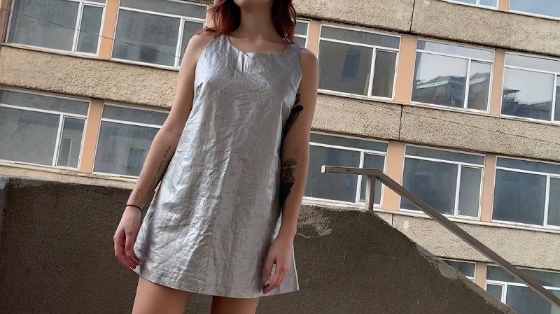 Silver dress size S/L 3