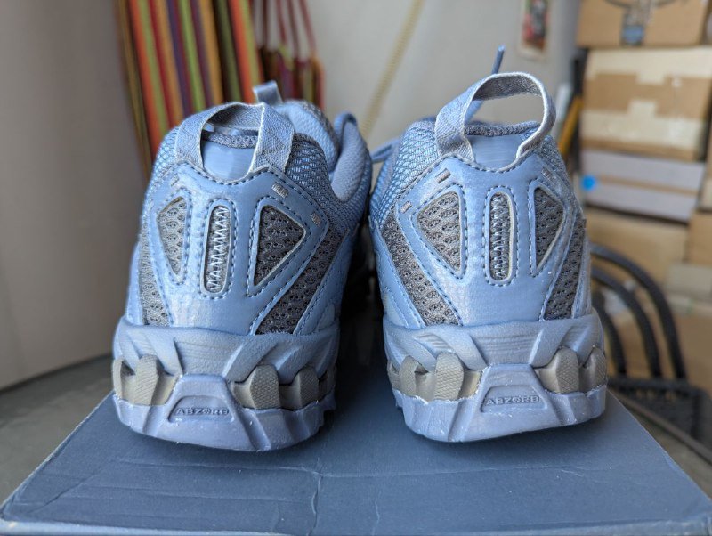 Женские кроссовки New Balance 610 4