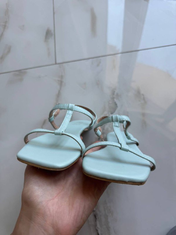 Женские босоножки 38 размер 2