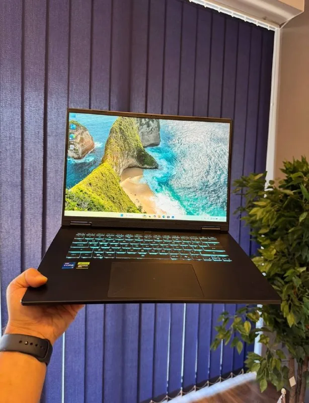 Gigabyte Gaming A16 CMH ноутбук 1