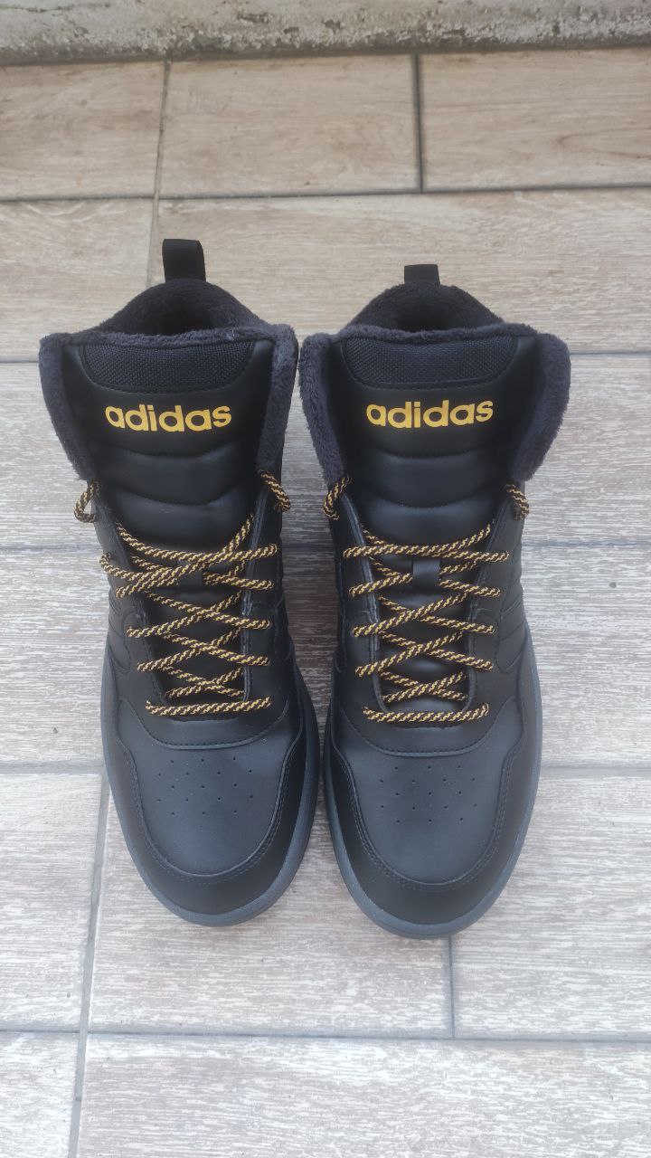 Кроссовки Adidas осень-зима новые, размер 10.5