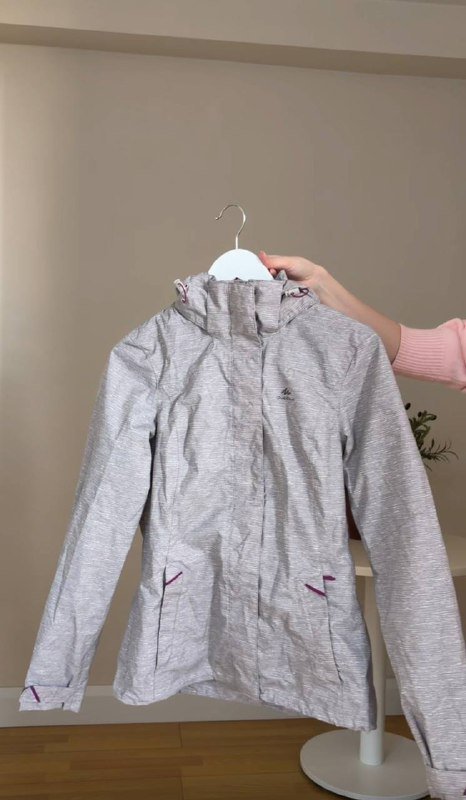 Ветровка Decathlon размер XS