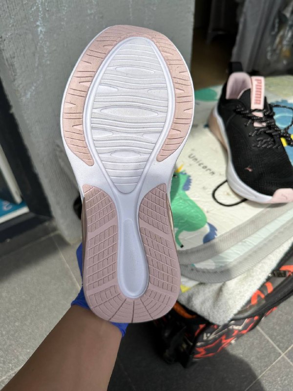 Новые оригинальные кроссовки Puma 37 размера 2