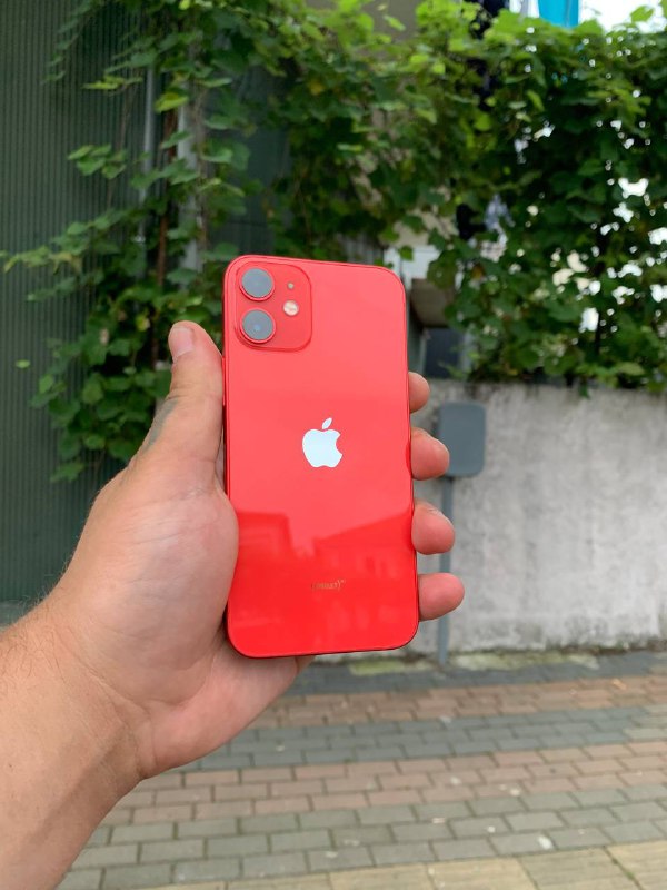 iPhone 12mini 64GB Red, iPhone 13 128GB Midnight, iPhone Xs 64GB Silver