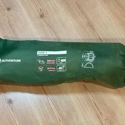 Палатка Outventure Dome 3, спальник, горелка, веревка, сетка, палки, одеяла