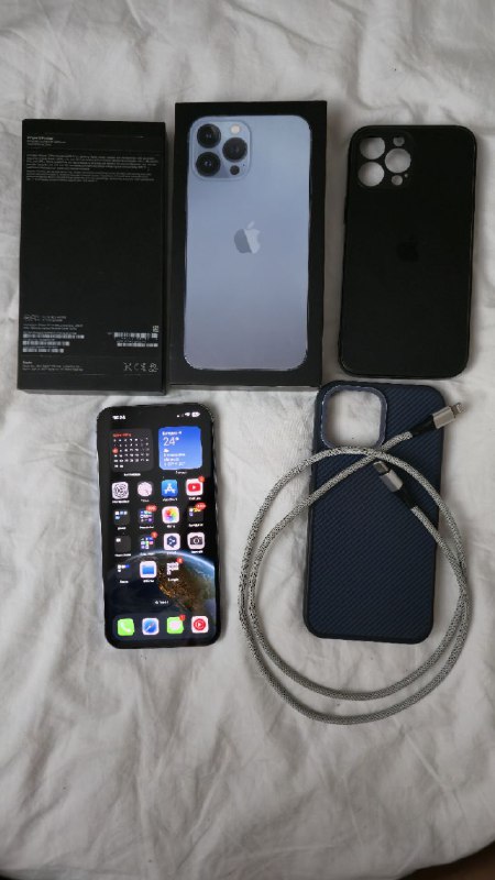 iPhone 13 Pro Max 256 GB, AirPods Pro Gen 2 6