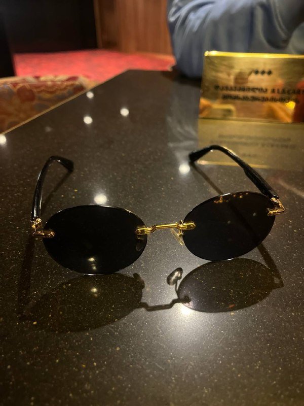 Солнцезащитные очки