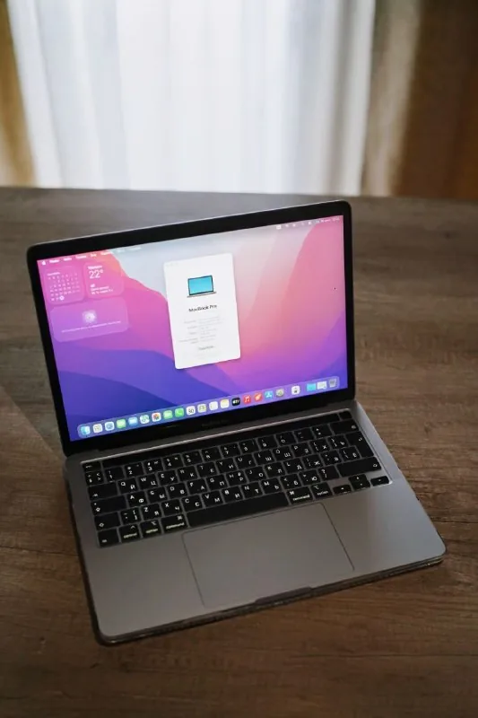 MacBook Pro 13" 2020 — i7 / 32 ГБ RAM / 512 ГБ SSD 1