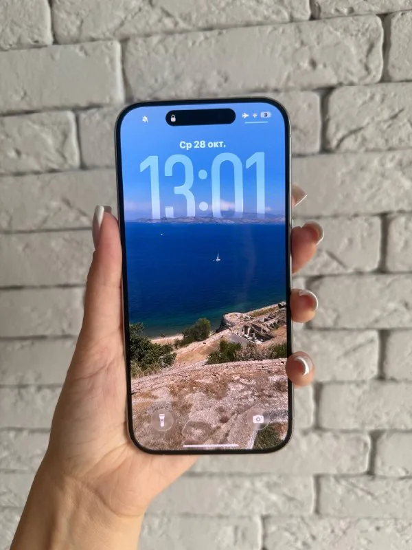 iPhone 15 Pro 256GB 1
