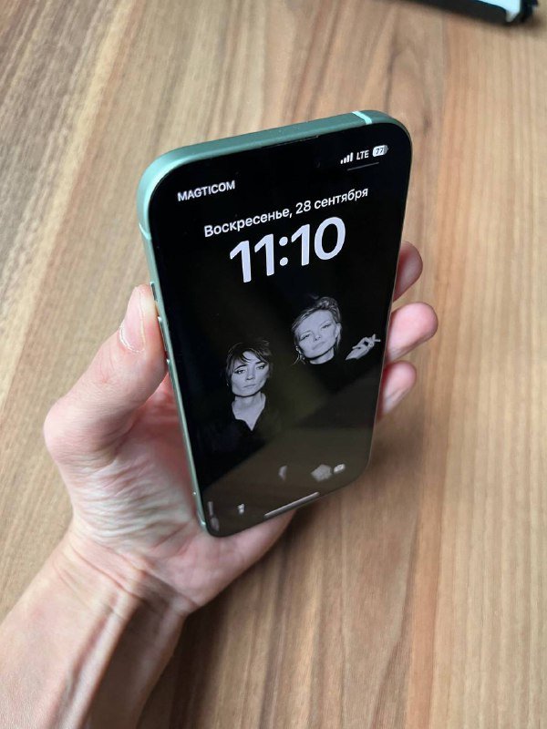 iPhone 15 128Gb Green 6