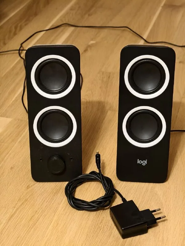 колонки Logitech Z200 Multimedia Speakers black