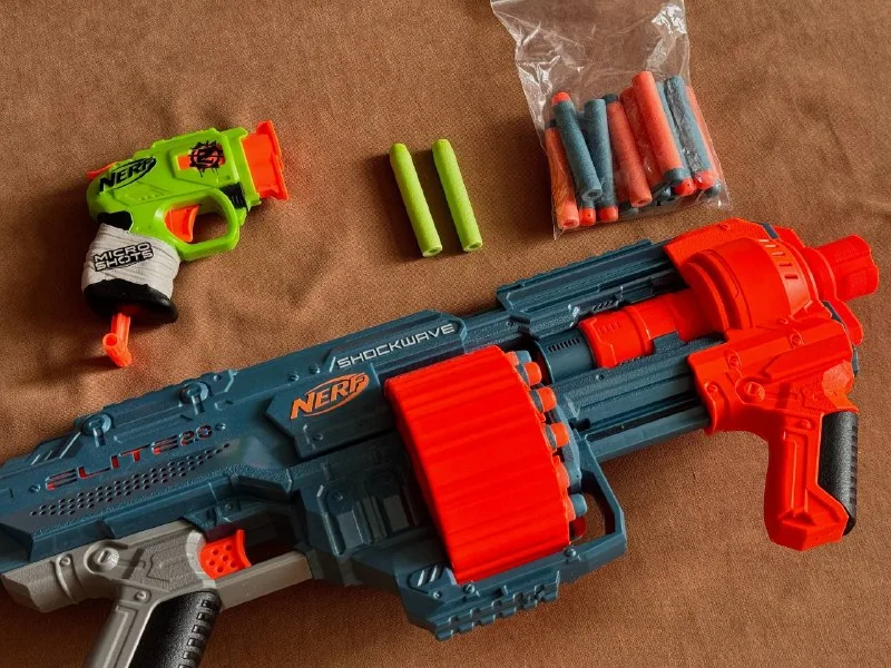 Nerf бластеры 3