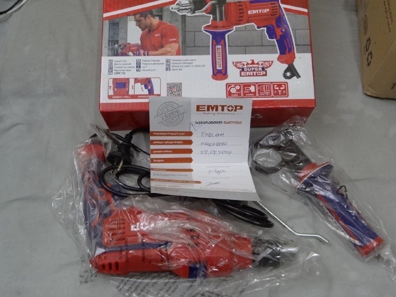 Электродрель EMTOP 810W