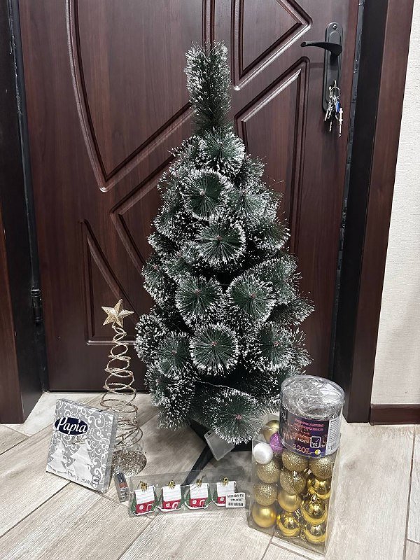 Новогодний набор елка с подсветкой, игрушки, гирлянда