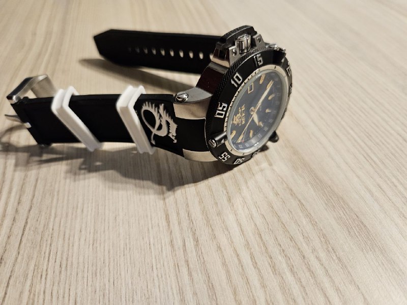 Часы Invicta, Toshiba Canvio, крем для кожи, краска для кожи