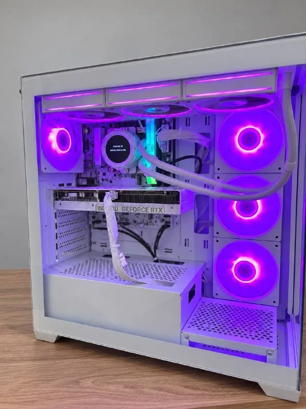 Белый игровой ПК Intel Core i3-10100F RTX 5060 1