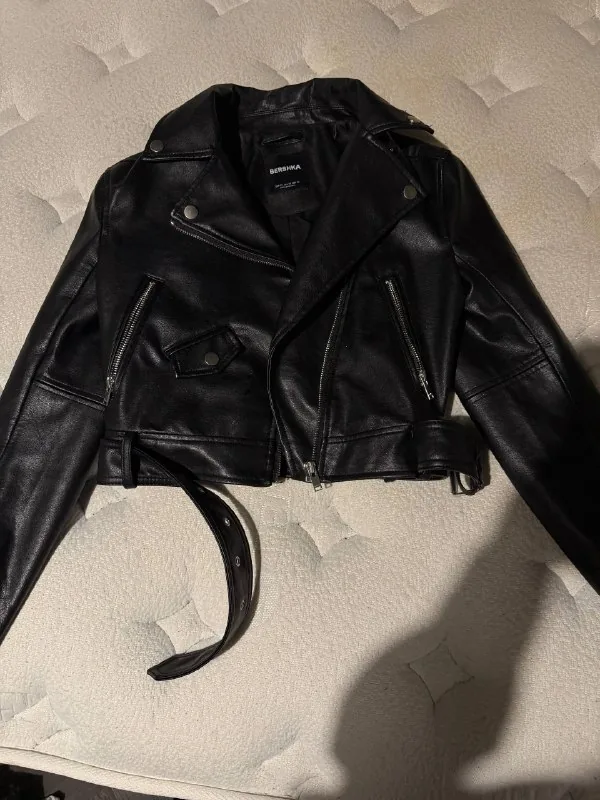 Куртка кожаная Bershka 1