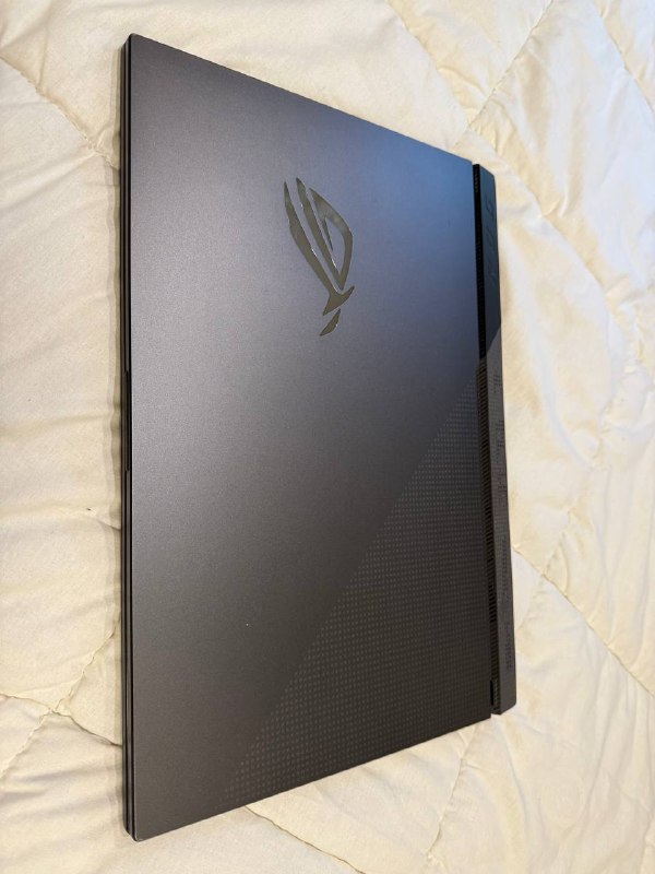 Игровой ноутбук Asus Rog Strix G17 2