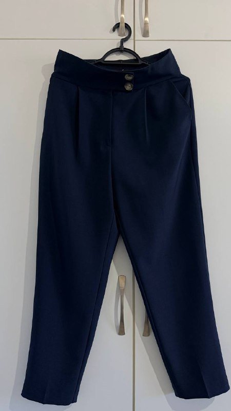 Платье из экокожи, платье на запах, платье-пиджак, блуза, свитшот, топ, джинсы, брюки 10