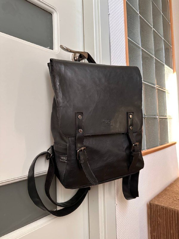 Рюкзак кожзам универсальный женский мужской 3