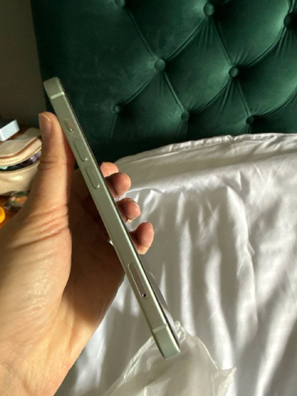 Айфон 15 в идеальном состоянии 6