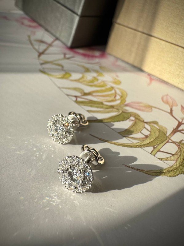 Пусеты с бриллиантами