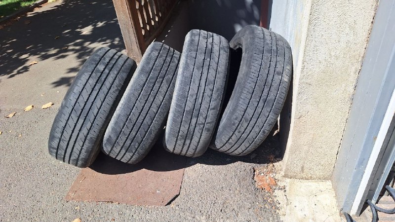 Комплект шин Toyo R16 205/60 б/у