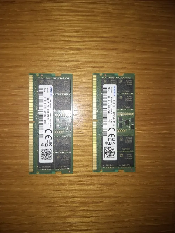 Оперативная память Samsung DDR5 16 ГБ 5600 МГц