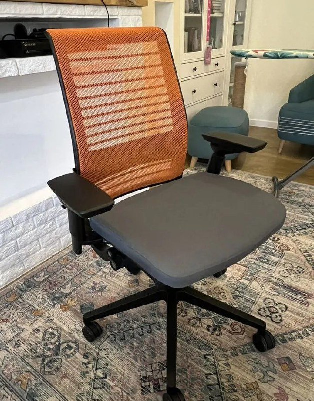 Кресло Steelcase Think с доп колесами 7