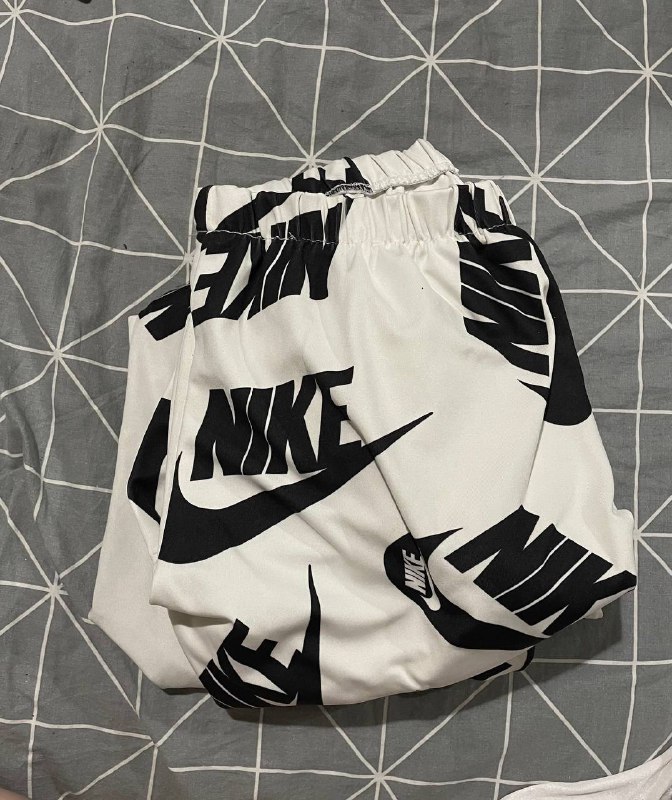 Спортивный костюм Nike размер L 2