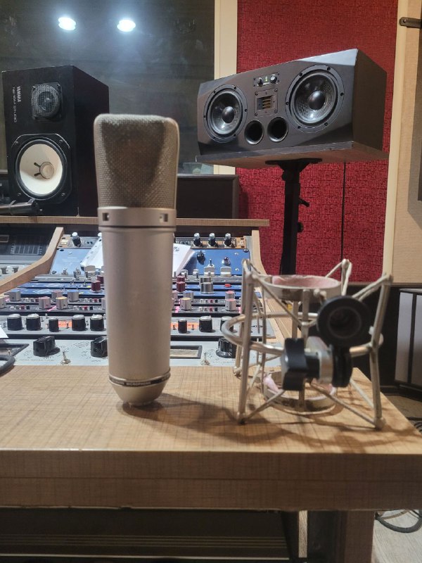 Neumann U87 Ai микрофон 3