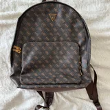 Рюкзак Guess 1