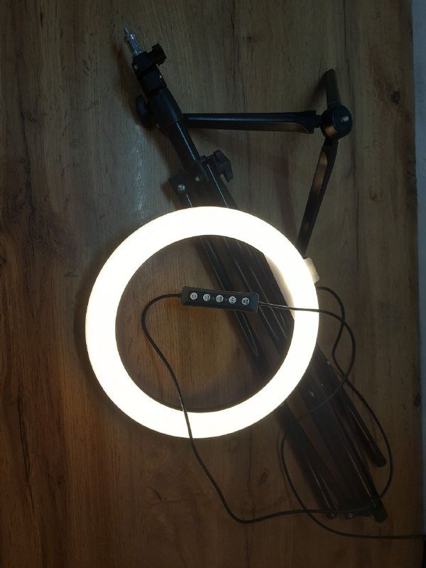 Тефлоновые коврики для выпекания, миски, лампа, кувшинчики, капучинатор, терка, воронки
