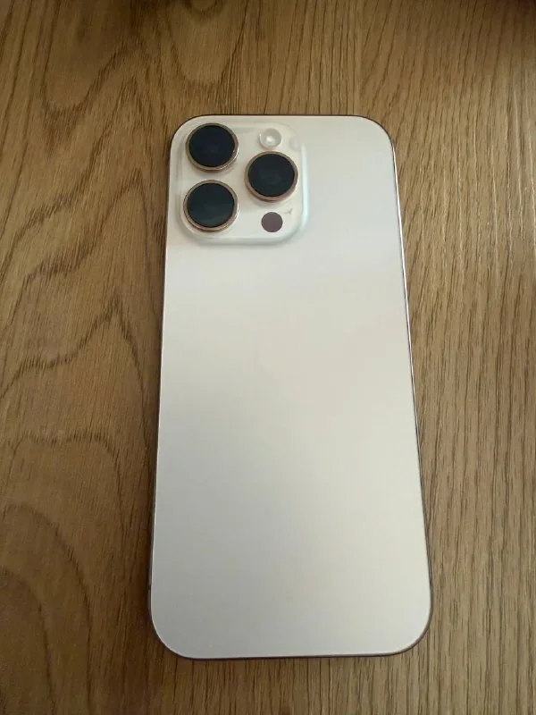 iPhone 16 Pro 128GB Desert Titanium 1