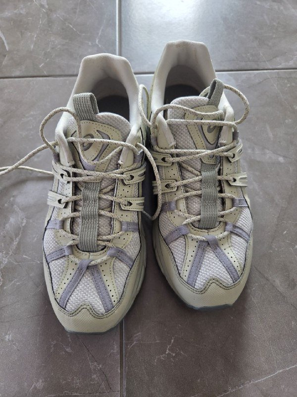 Кроссовки ASICS 15-50 дизайнерская серия