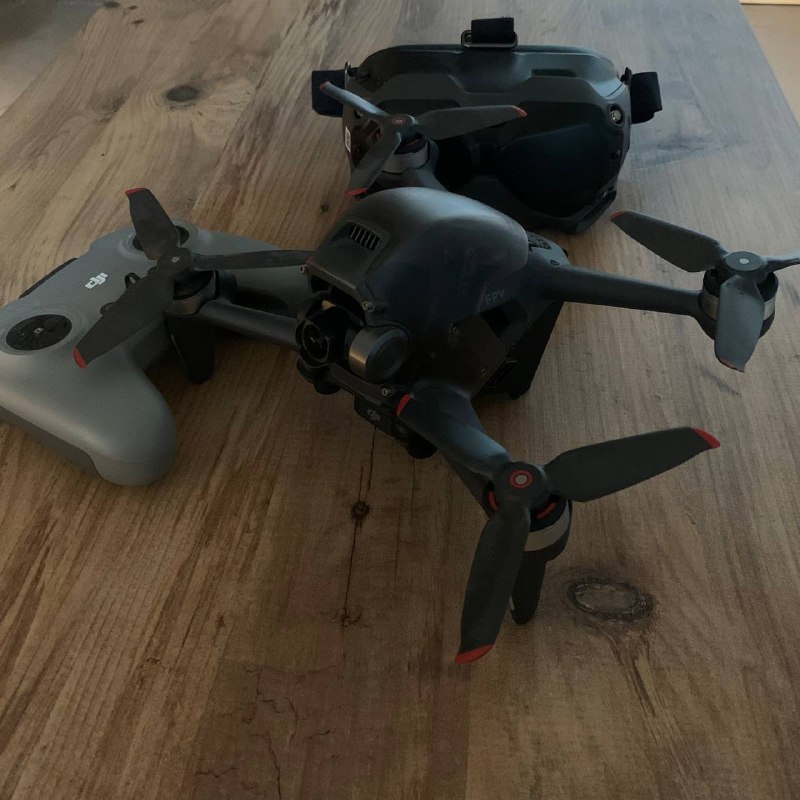 DJI FPV дрон
