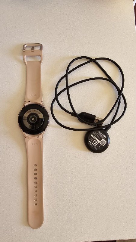 Смарт-часы Samsung watch 4 40 мм розовое золото 2