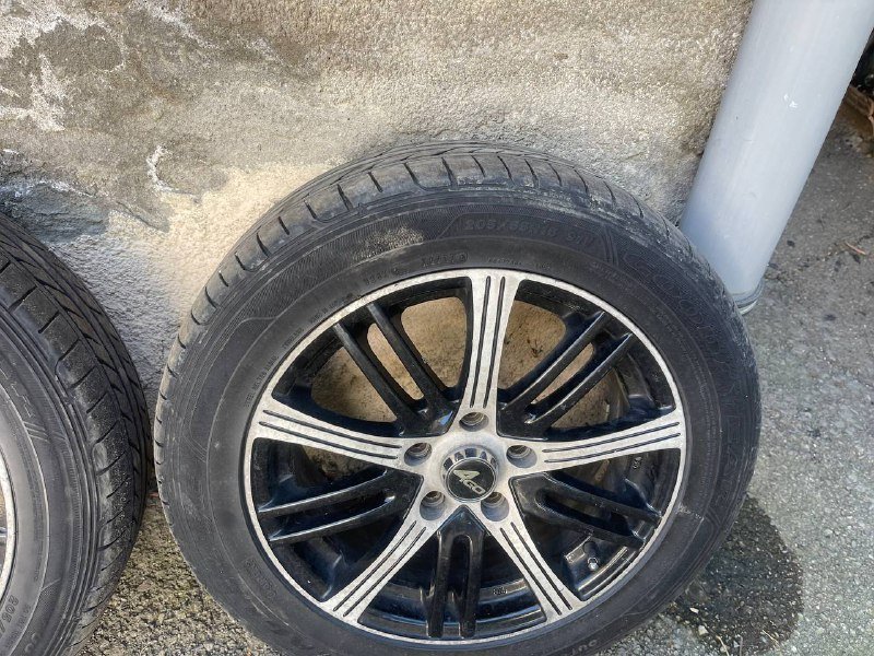 Комплект дисков с летней резиной Goodyear R16 5x112 2