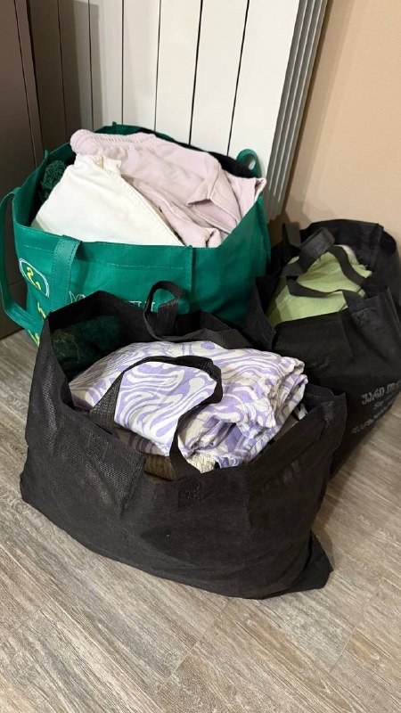 Вещи на девочку-подростка, 3 пакета