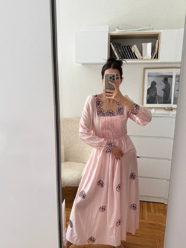 Кеды Puma, боди, кроссовки Ecco, джинсы Calvin Klein, цепь серебряная, ночнушка, топ Bershka, свитер George, лонгслив 6