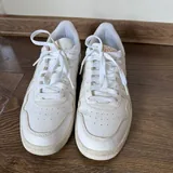 Женские кроссовки ASICS 2