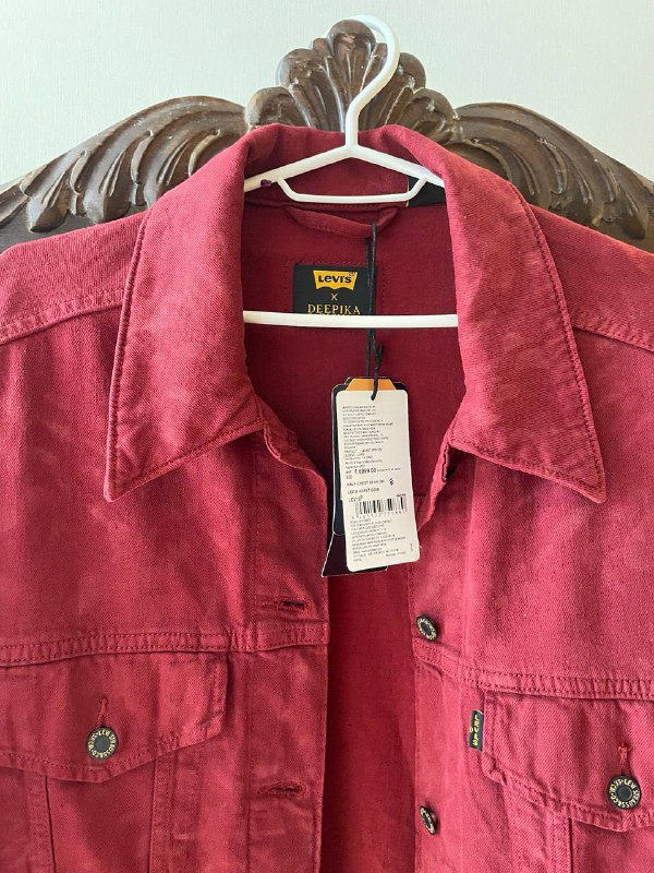 Джинсовка Levi’s новая размер M 3