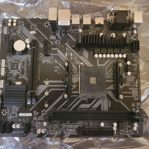 Материнская плата Gigabyte B450M S2H