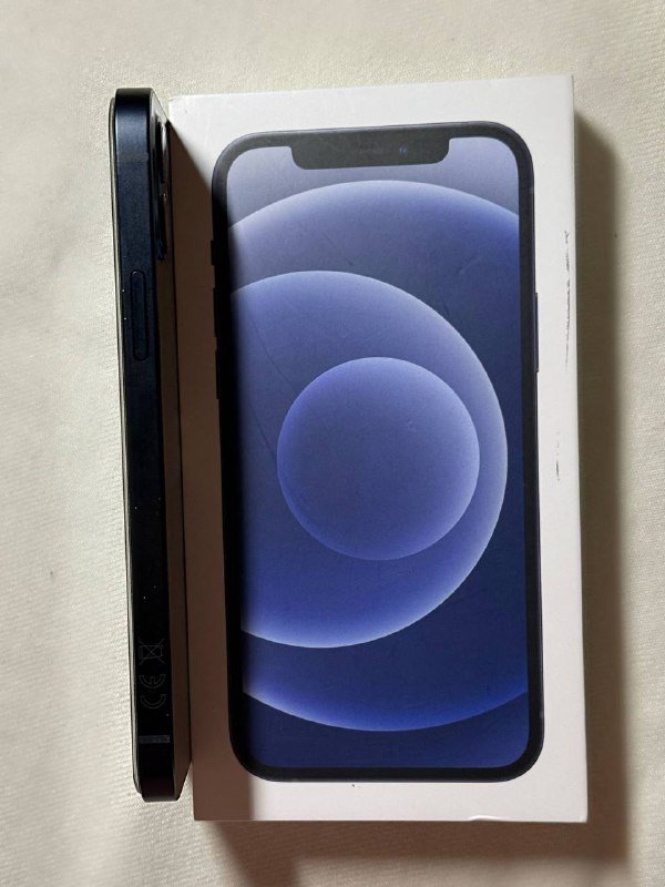 IPhone 12 64GB с аксессуарами 4