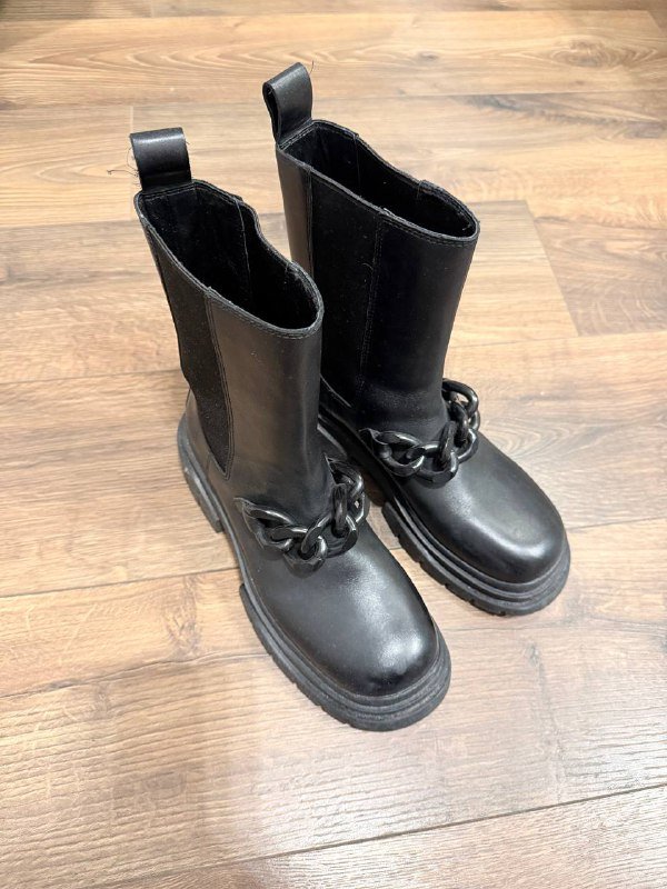 Ботинки ASH натуральная кожа 39 размер