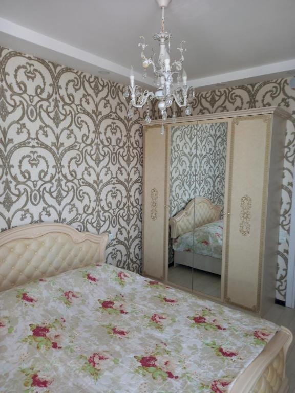 Сдается 2-комн квартира с техникой на 6 месяцев и год 7