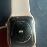 Apple Watch SE 2 40 мм, 2 ремешка 2